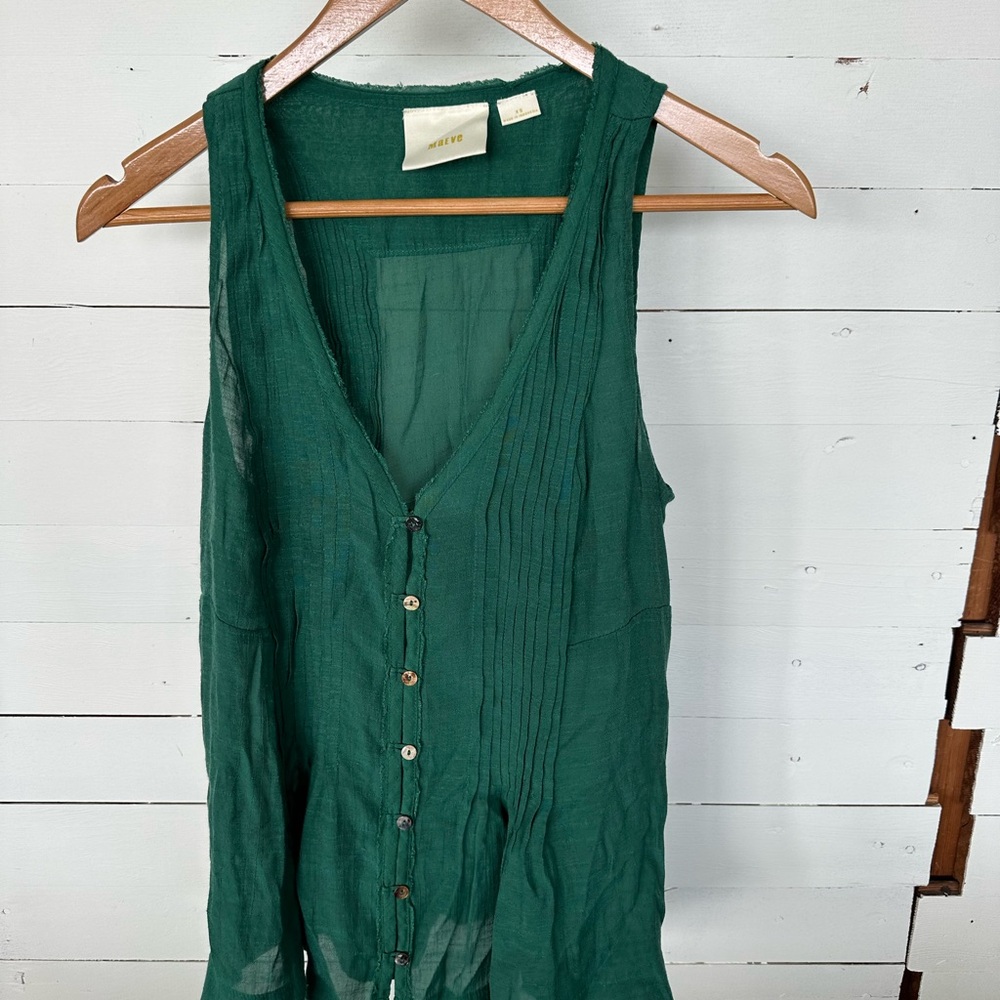Green Sleeveless Top